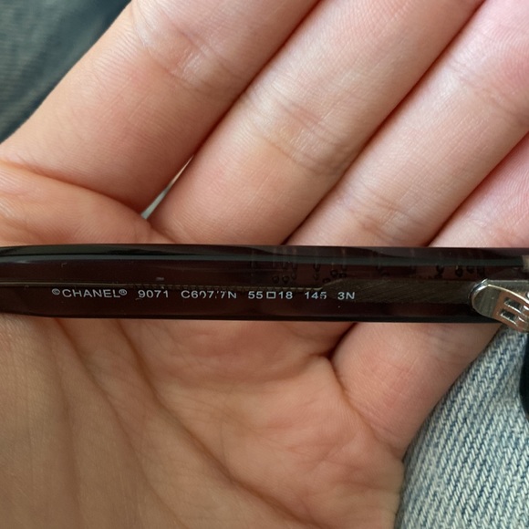 Vintage Chanel sunnies - Picture 6 of 6